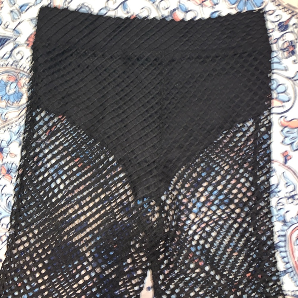 Black fish net biker shorts